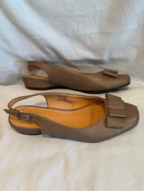 comfortview Taupe Bow Slingback Flats - Picture 3 of 4